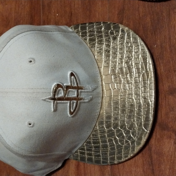 Exclusive hats - Picture 5 of 7